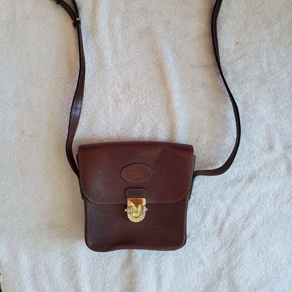 Oroton purse
